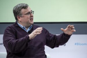 Reid Hoffman Kêu Gọi Lãnh Đạo Thung Lũng Silicon Ngừng Bán Mình Cho Tổng Thống Trump
