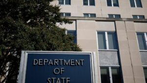 Chính quyền Trump ngừng cấp visa nhập cư từ 75 quốc gia