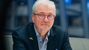 Thống Đốc New Jersey sẽ đọc diễn văn cuối cùng 32 Thống Đốc New Jersey sẽ đọc diễn văn cuối cùng