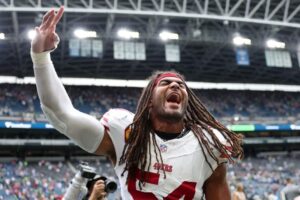 49ers Mở Cửa Sổ Tập Luyện Cho Fred Warner, Hướng Tới Trận Playoff