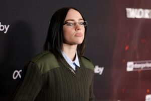 Billie Eilish lên tiếng chỉ trích giới nghệ sĩ im lặng về vụ ICE