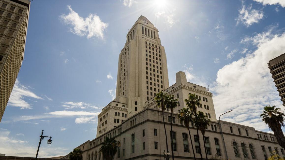 Hội đồng Thành phố Los Angeles tập trung vào Palisades, di dân và ngân sách 1 LA City Hall council meetings Coronavirus March 2020 e1668813589508