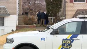 Một Phụ Nữ Bị Thương Nặng vì Bị Chó Tấn Công tại Philadelphia