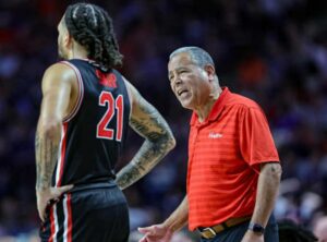 Houston Cougars khởi đầu mùa giải Big 12 với phong độ ấn tượng