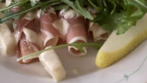 Món ăn ngon: Prosciutto và lê