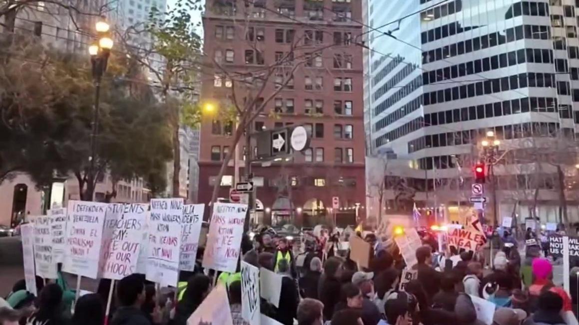 Oakland San Francisco protests call for ICE to leave Minneapolis