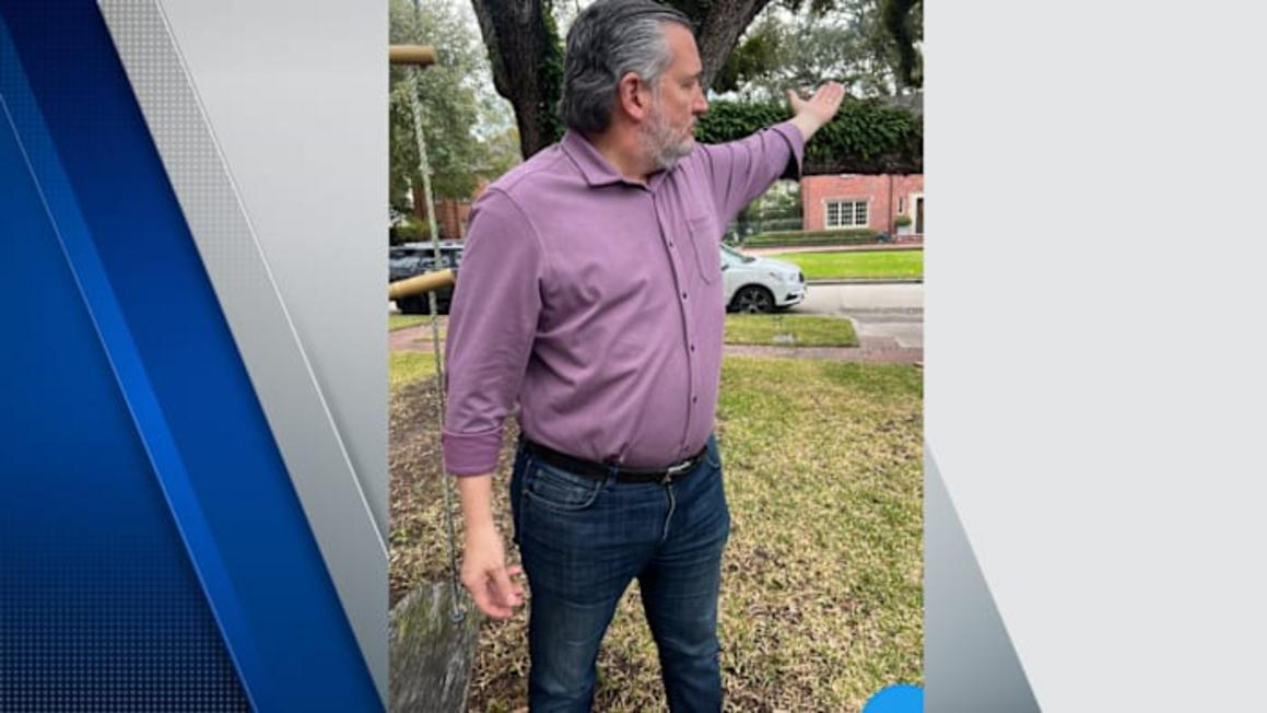 Thượng Nghị Sĩ Ted Cruz trở về Texas, đùa cợt về việc kiểm soát thời tiết 1 RLWMSMF7NZHOXJTOFMV3XHHG4M