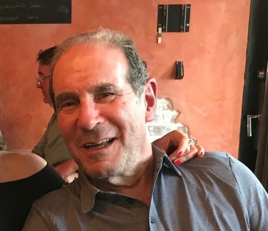 Ronn Owens Thua Kiện Phá Sản Giữa Vụ Kiện Gian Lận Danh Tính Của Con Gái 1 Ronn Owens family photo