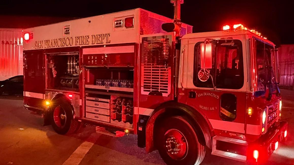 Hỏa hoạn lớn thiêu rụi nhà kho ở San Francisco 1 SFFD