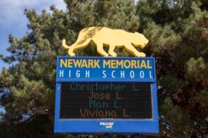 Trường Trung học East Bay sa thải toàn bộ huấn luyện viên thể thao 9 Trường Trung học East Bay sa thải toàn bộ huấn luyện viên thể thao