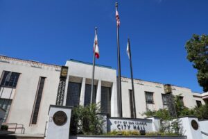 Thư bạn đọc: San Leandro cần những nhà lãnh đạo tốt hơn