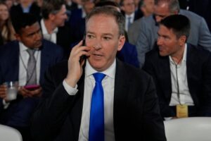 Quan chức EPA bị chỉ trích vì ưu tiên ngành AI hơn bảo vệ môi trường