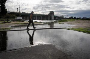 Mưa cuối vùng Vịnh nhường chỗ cho thời tiết khô ráo, lạnh hơn