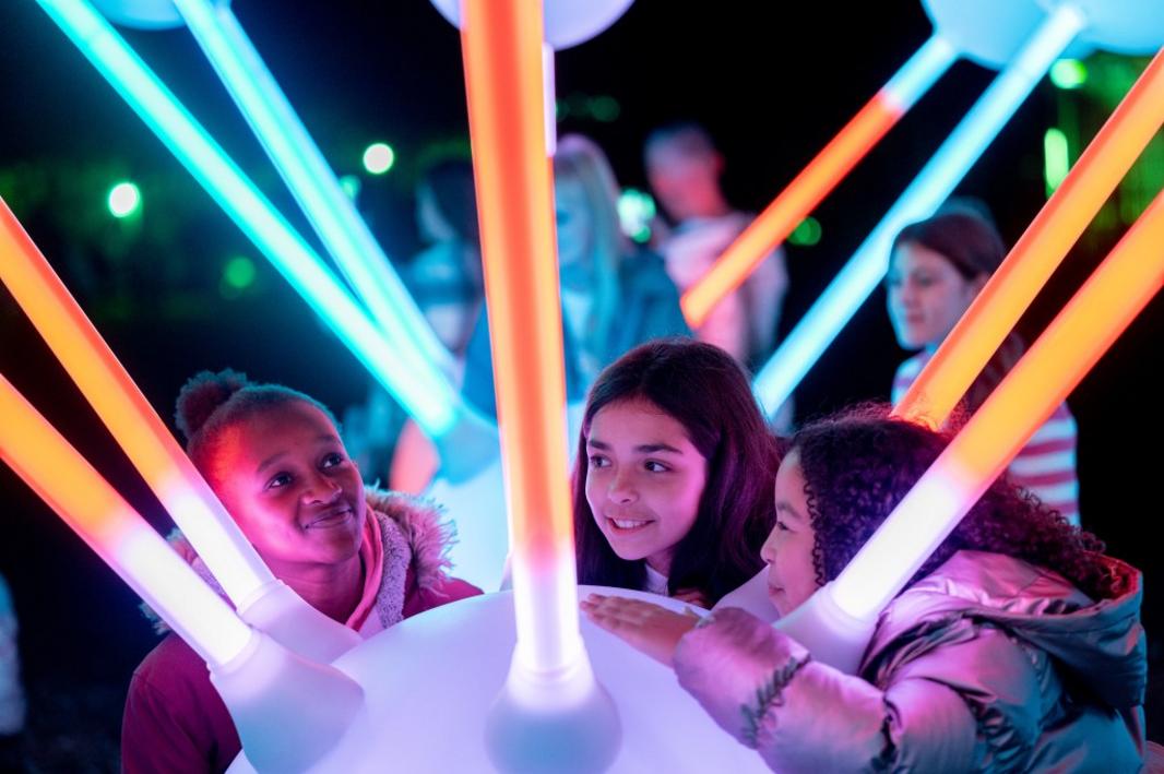 Lễ hội nghệ thuật ánh sáng Napa: Trải nghiệm kỳ diệu mùa đông 1 SJM L NAPALIGHTED 0111 02