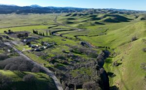 Chính quyền Trump phê duyệt kế hoạch xây hồ chứa lớn nhất California sau 50 năm, có sự ủng hộ của ông Newsom 17 Chính quyền Trump phê duyệt kế hoạch xây hồ chứa lớn nhất California sau 50 năm, có sự ủng hộ của ông Newsom