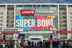 Giá vé Super Bowl LX lập kỷ lục, gần gấp đôi so với năm ngoái