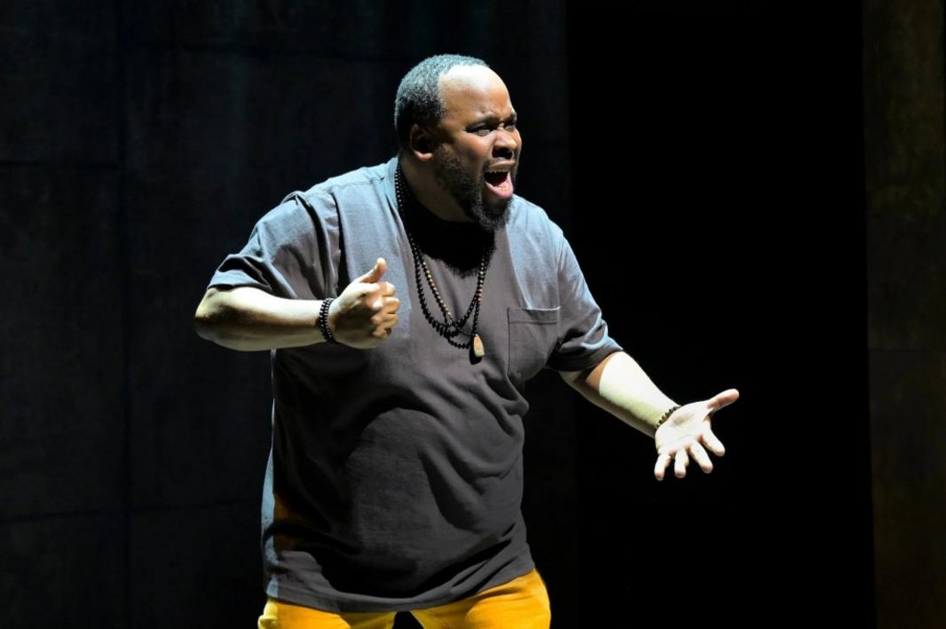 SJM L SHAKES 0127 01