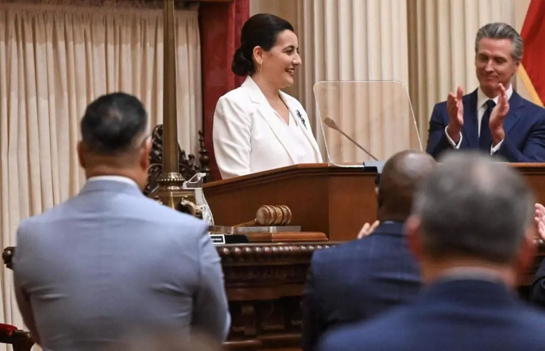 Tuần lễ của Monique Limón tốt, của Steve Gordon không