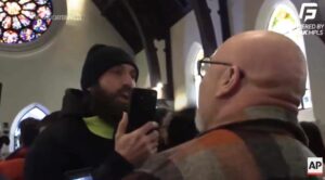 Bộ Tư pháp Mỹ Điều Tra Vụ Biểu Tình Tại Nhà Thờ Minnesota