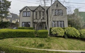 Nhà ở Oakland bán được 2.5 triệu đô