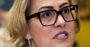 Cựu Thượng nghị sĩ Arizona bị kiện vì cáo buộc ngoại tình