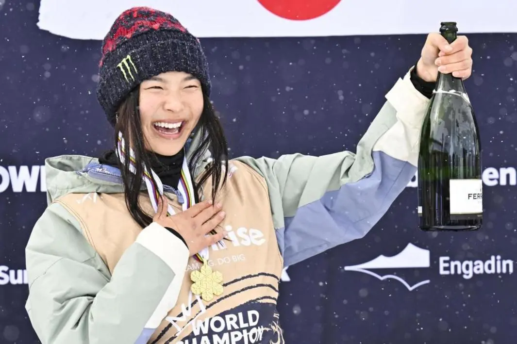 Vận động viên Olympic Chloe Kim bị chấn thương vai, &#8216;cố gắng lạc quan&#8217; cho Ý