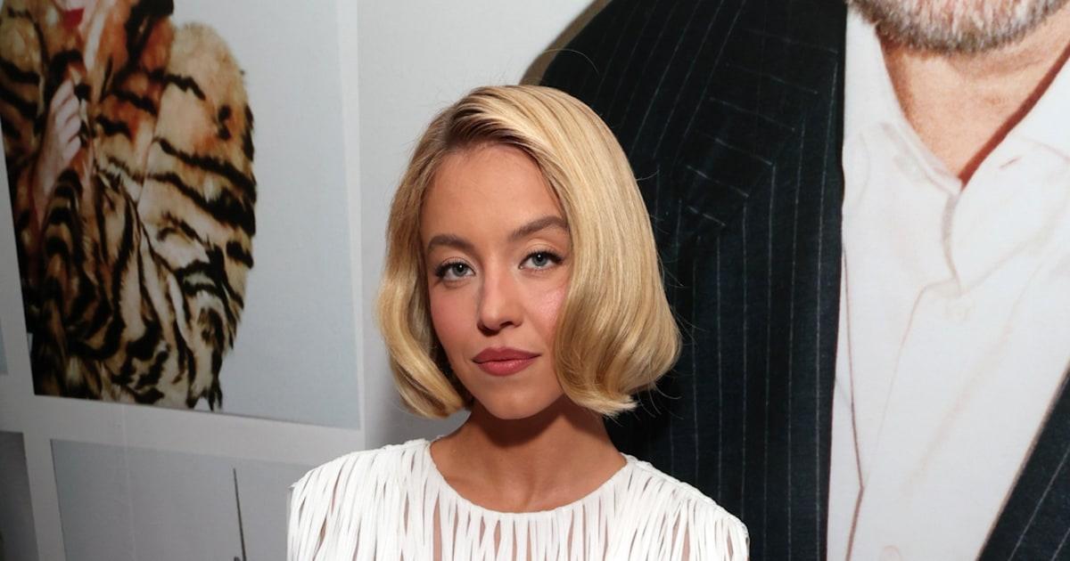 Sydney Sweeney Thumb Vert owkwpo