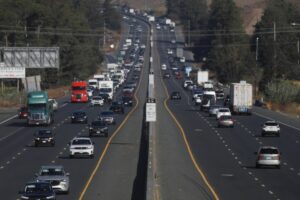 Giờ làn xe carpool mới trên Xa lộ 101 ở North Bay