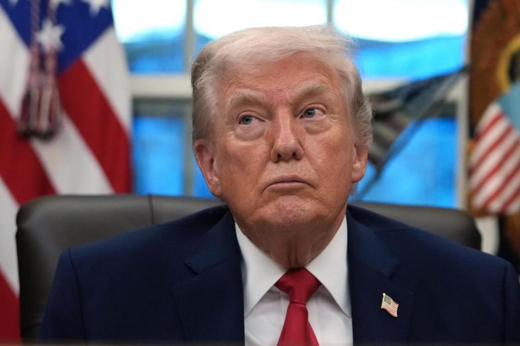 Tổng thống Trump đe dọa áp thuế đối với mọi quốc gia bán dầu cho Cuba, gây áp lực lên Mexico 1 Trump 79573