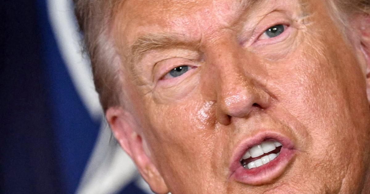 Trump EU Tariffs Thumb Vert