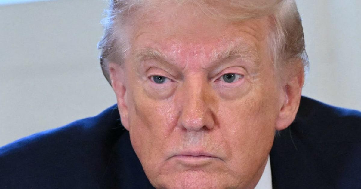 Trump Greenland Thumb Vert o1wq09