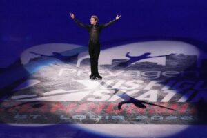 Vận động viên trượt băng Malinin dẫn đầu đội tuyển Mỹ mạnh nhất đến Olympic Mùa Đông 11 Vận động viên trượt băng Malinin dẫn đầu đội tuyển Mỹ mạnh nhất đến Olympic Mùa Đông