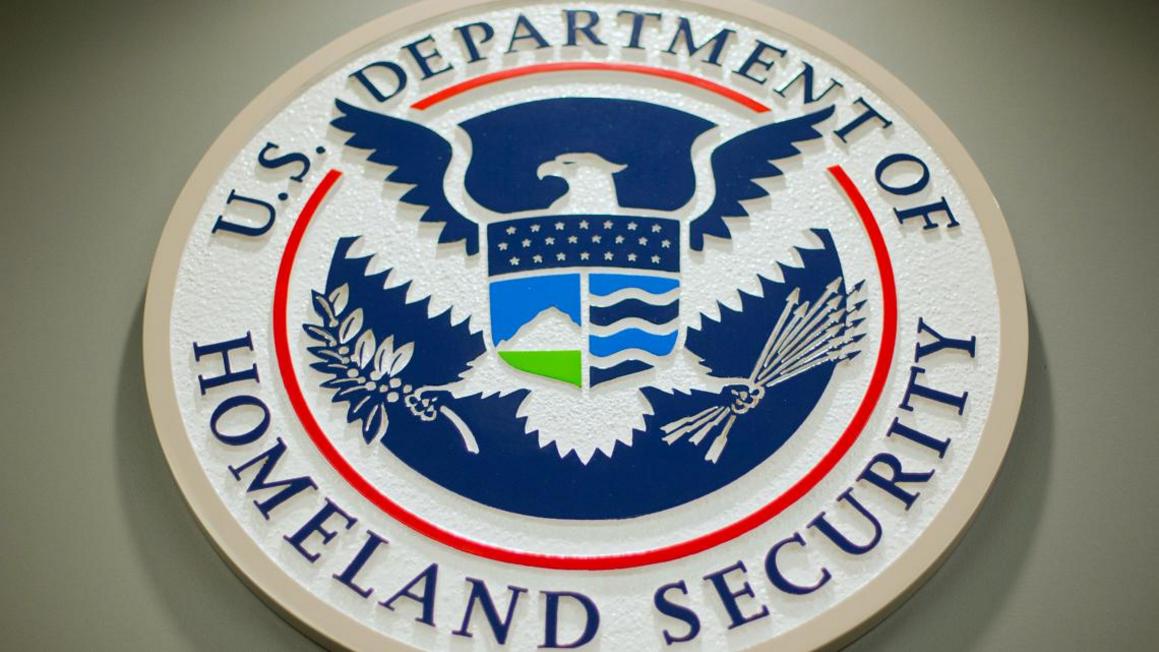 TSA Tiết Lộ Những Vụ Kiểm Tra Hành Lý 'Khó Đỡ' Nhất Năm 2025 1 a031209c 1e89 4858 a538