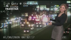 Đoạn đường cao tốc Katy Freeway tại Houston bị phong tỏa vì tai nạn liên hoàn