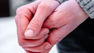 Tuyết Sương Giá: Nhận Diện và Xử Lý Kịp Thời