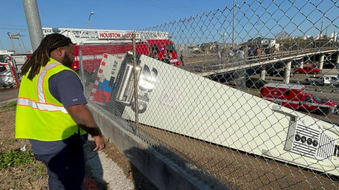 a79c11ec b015 4bc6 8074