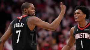 Sự cố kỹ thuật tại sân đấu, Rockets thắng kịch tính trước Suns