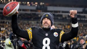 Aaron Rodgers 'đá xoáy' đội Jets trước trận gặp Steelers 2 Aaron Rodgers ‘đá xoáy’ đội Jets trước trận gặp Steelers