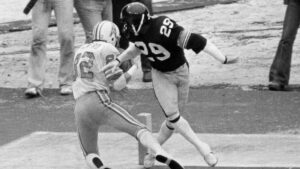 Ký ức trận cầu ‘bàn thắng không thành’ của Houston Oilers