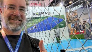 Robot Tennis: Chơi quần vợt với robot có gì vui?