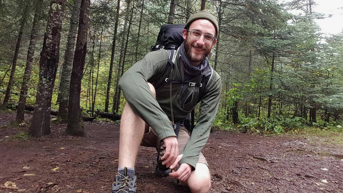 MS NOW Chỉnh Sửa Ảnh AI Của Nạn Nhân Vụ Xả Súng Minnesota Alex Pretti Sau Làn Sóng Phản Đối 1 alex j pretti 001