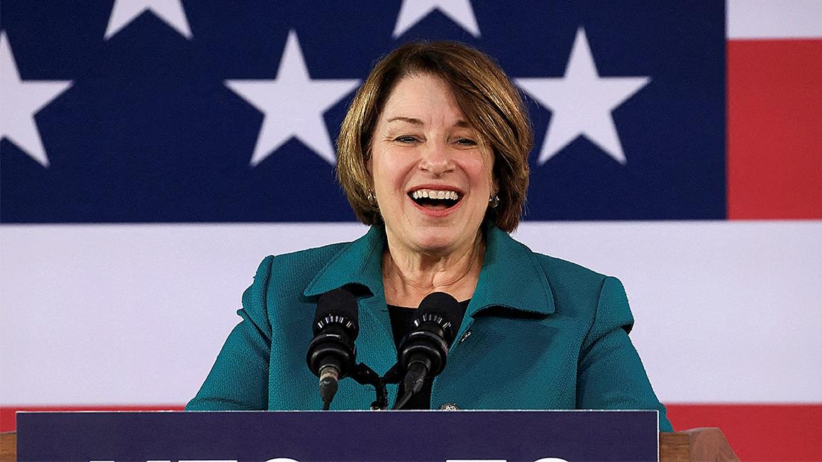 amy klobuchar on campaign trail 1