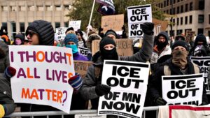 Sinh viên U. Minnesota liên kết với cực tả, dẫn đầu cuộc biểu tình ‘National Shutdown’ phản đối ICE