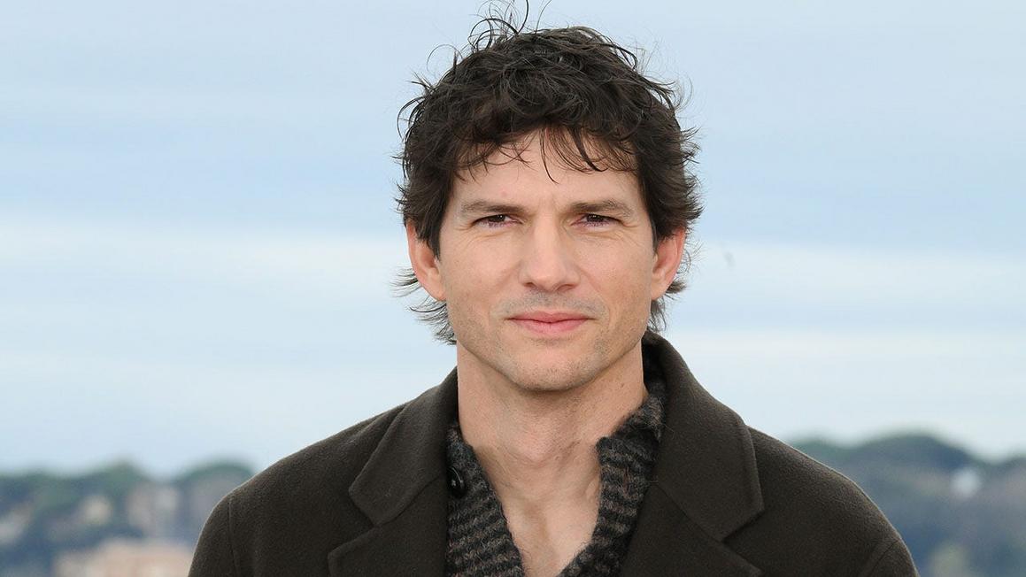 ashton kutcher at photoshoot