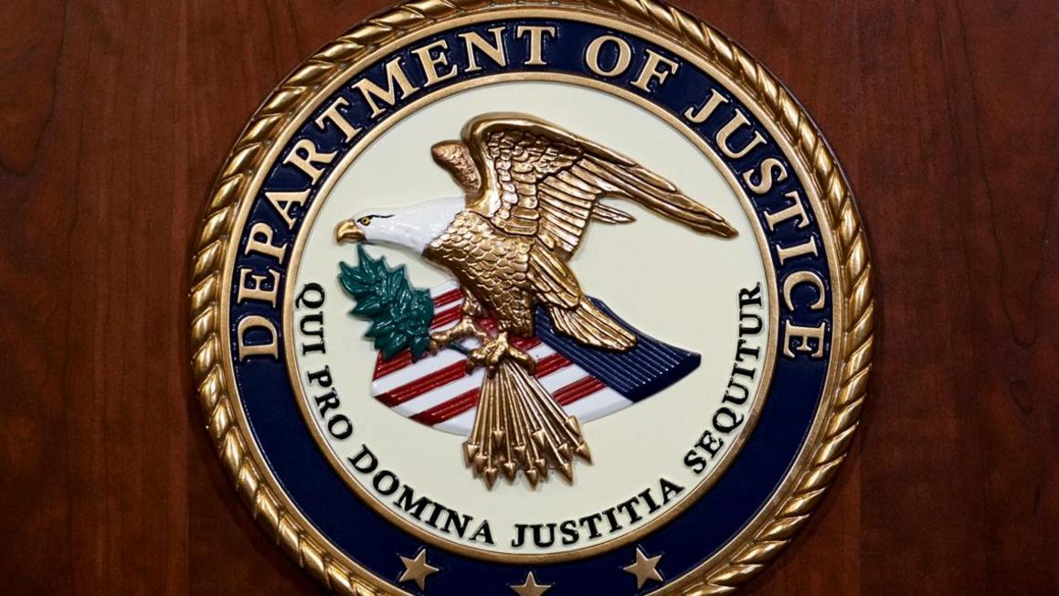 Cựu nhân viên Quốc Hội bị bắt vì đánh cắp 240 điện thoại 1 b3e93b5b 2fe8 445d b67d