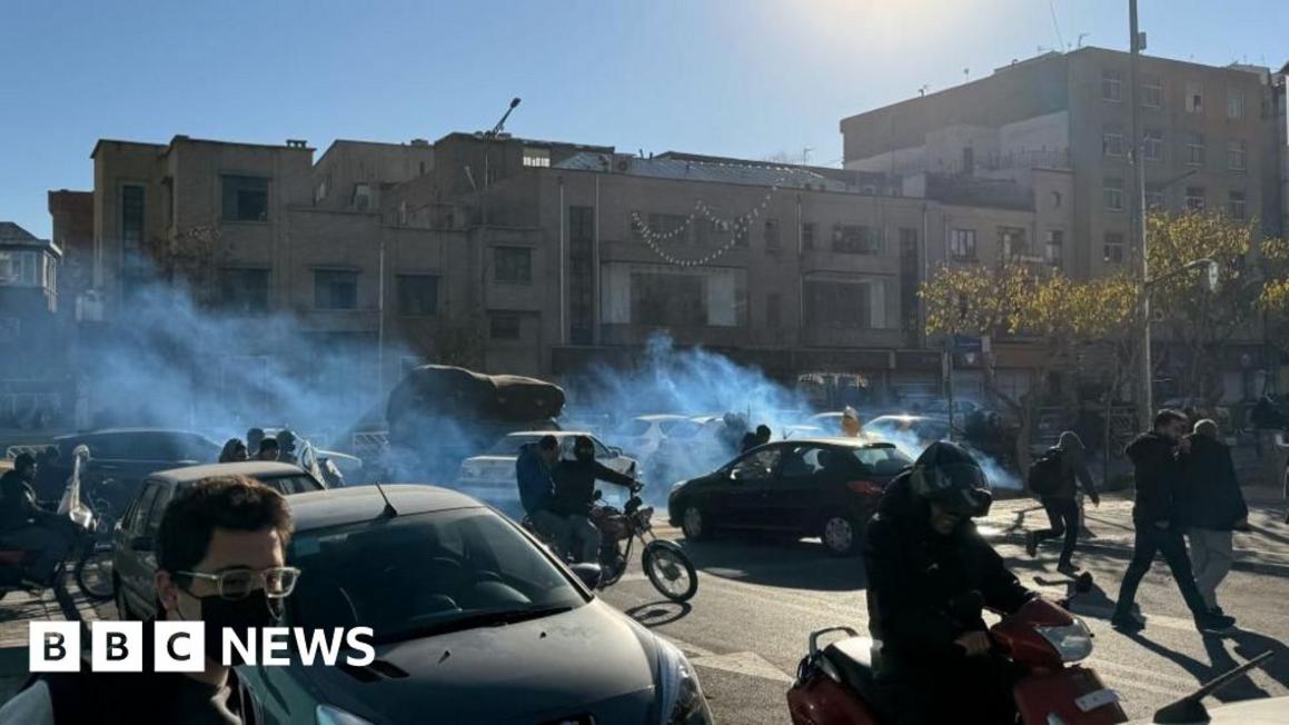 Bộ trưởng Iran: Lời đe dọa can thiệp của Tổng Thống Donald Trump là 'liều lĩnh' 1 bafc3380 e855 11f0 b67b 690eb873de1b