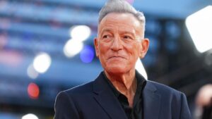 Bruce Springsteen ra mắt nhạc phẩm phản đối sau vụ xả súng ở Minneapolis