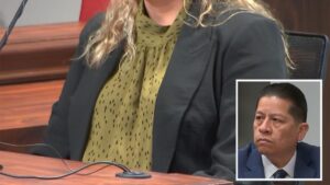 Vụ Xả Súng Trường Uvalde: Lời Khai của Giáo Viên Bị Loại Bỏ 34 Vụ Xả Súng Trường Uvalde: Lời Khai của Giáo Viên Bị Loại Bỏ