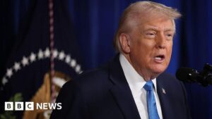 Tổng Thống Donald Trump nói Venezuela sẽ giao 50 triệu thùng dầu cho Mỹ