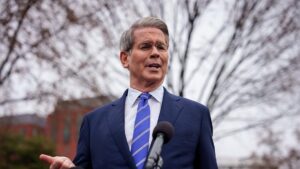 Bộ trưởng Bộ Ngân khố Mỹ Scott Bessent: Cách ngăn chặn gian lận ở Minnesota và trên toàn quốc 29 Bộ trưởng Bộ Ngân khố Mỹ Scott Bessent: Cách ngăn chặn gian lận ở Minnesota và trên toàn quốc